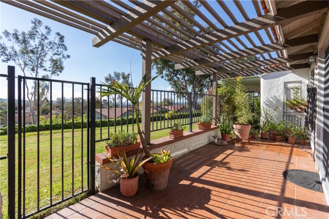 Detail Gallery Image 29 of 54 For 27882 via Silva, Mission Viejo,  CA 92692 - 2 Beds | 1/1 Baths