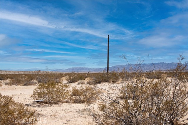 Detail Gallery Image 5 of 21 For 63 Copper Moon Lane Rd, Joshua Tree,  CA 92252 - – Beds | – Baths