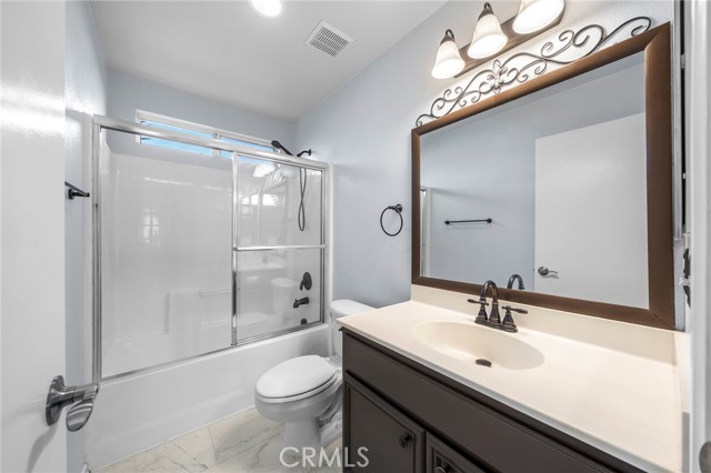 Detail Gallery Image 14 of 32 For 23405 Cheyenne Canyon Dr, Menifee,  CA 92587 - 4 Beds | 3 Baths