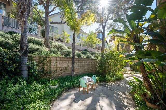 Detail Gallery Image 14 of 28 For 27162 Westview, Valencia,  CA 91354 - 3 Beds | 3 Baths