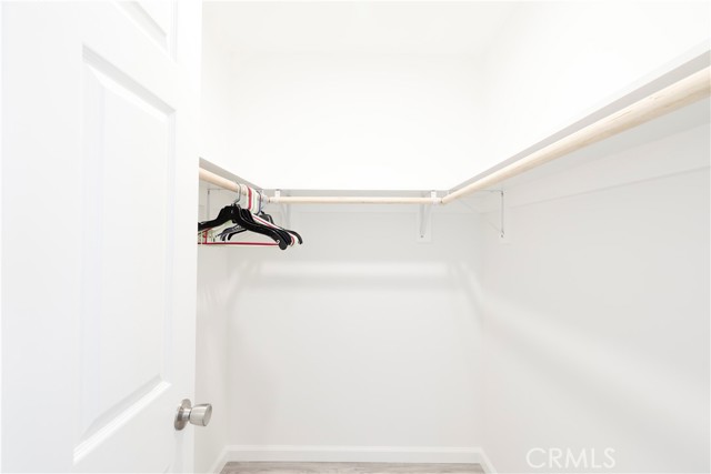 Detail Gallery Image 11 of 26 For 18623 Bryant St, Northridge,  CA 91324 - 3 Beds | 2 Baths