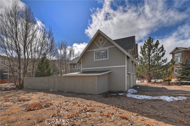 747 Boulder Bay, Big Bear Lake CA: https://media.crmls.org/medias/b05144ac-31fd-4a99-adef-e6183e5742ab.jpg