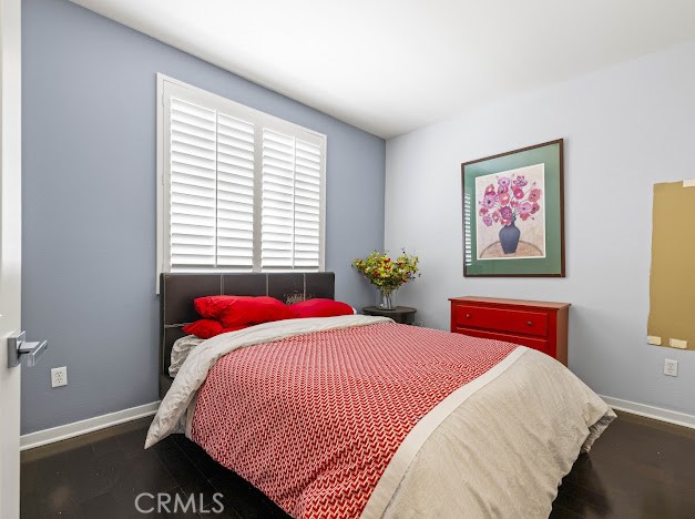 https://media.crmls.org/medias/b052aa34-479d-41be-b1bc-883cddba8d44.jpg?preset=X-Large
