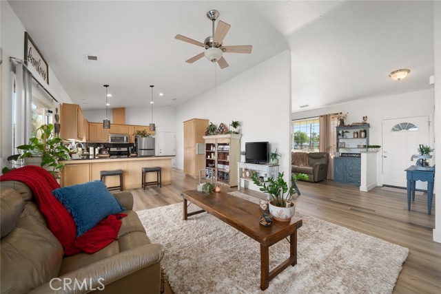 Detail Gallery Image 7 of 33 For 4575 Whispering Oak Way, Paso Robles,  CA 93446 - 4 Beds | 2 Baths
