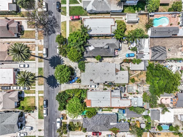 5725 5th Avenue, Los Angeles CA: https://media.crmls.org/medias/b054cb06-5bf4-470a-959a-fb524d8cebe8.jpg
