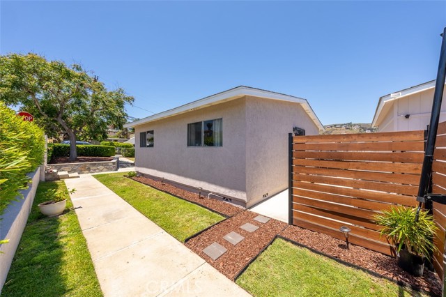 Home for Sale in Spring Valley