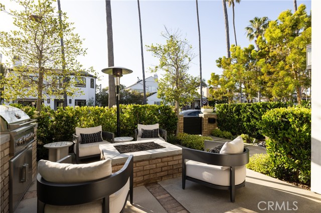 508 Goldenrod Avenue, Corona del Mar CA: https://media.crmls.org/medias/b0563519-0bea-41b7-8726-b06b73b0e648.jpg