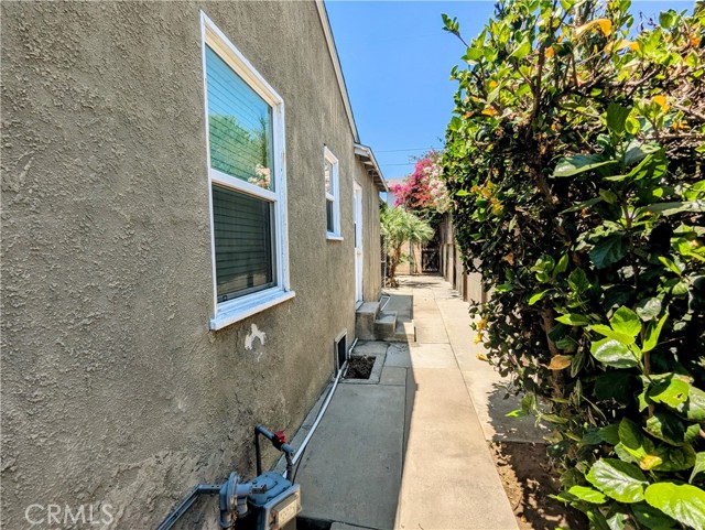 Detail Gallery Image 33 of 52 For 15123 Killion St, Sherman Oaks,  CA 91411 - 3 Beds | 1 Baths