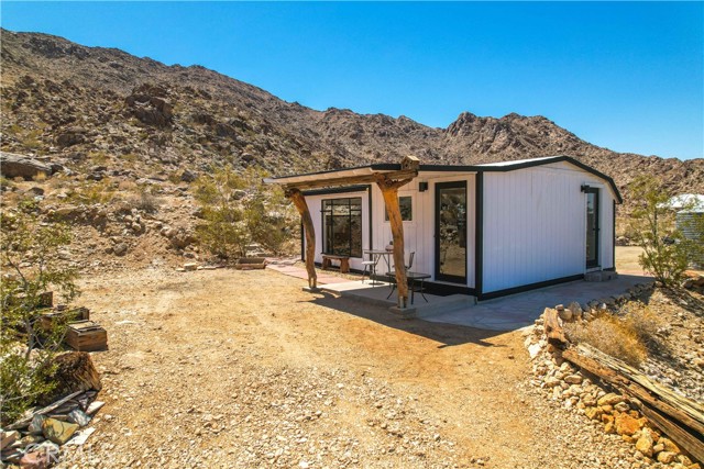 73925 Eagle Lane, 29 Palms, California 92277, 3 Bedrooms Bedrooms, ,2 BathroomsBathrooms,Single Family Residence,For Sale,Eagle,JT23116498