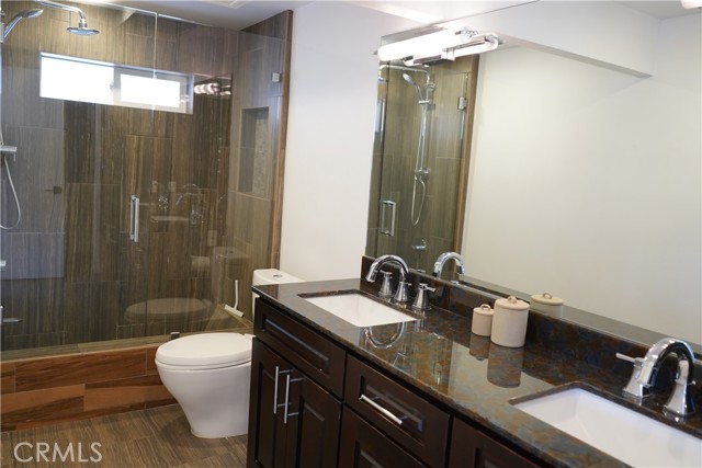 Detail Gallery Image 13 of 22 For 1035 Dyer Pl, Laguna Beach,  CA 92651 - 3 Beds | 2 Baths