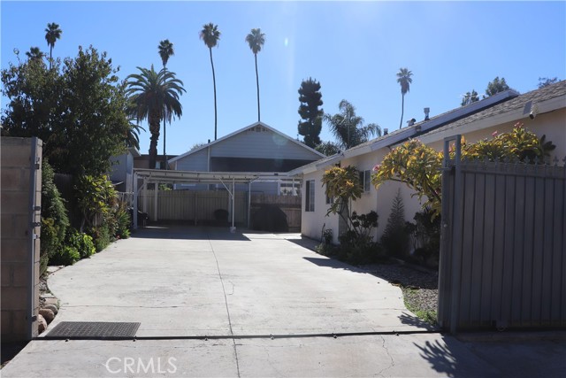 1971 7th, Riverside CA: https://media.crmls.org/medias/b05898ee-9549-4ae9-9feb-a5d085a130ad.jpg