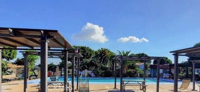 Detail Gallery Image 15 of 16 For 21111 Dolores St, Carson,  CA 90745 - 2 Beds | 2 Baths