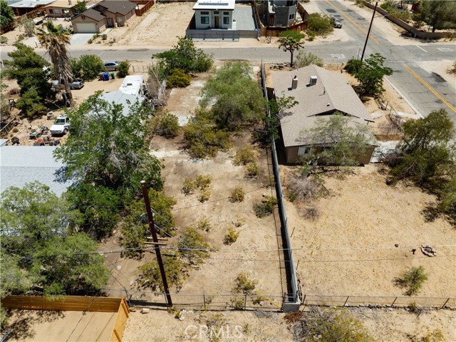 62008 Mountain View Circle, Joshua Tree CA: https://media.crmls.org/medias/b05a6dca-ab86-47cc-a13e-64f2a8f0c014.jpg