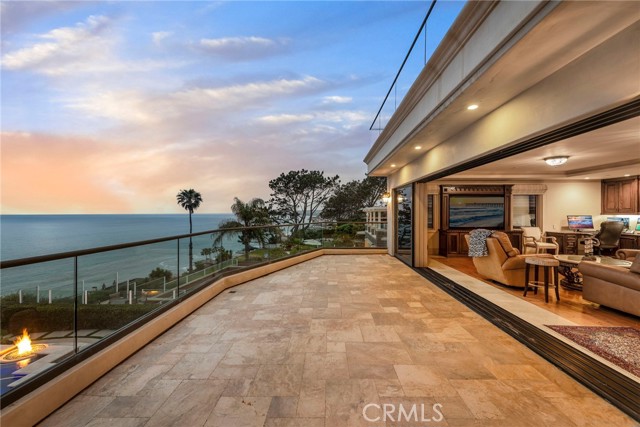 35555 Camino Capistrano, San Clemente CA: https://media.crmls.org/medias/b05aae59-f6a7-4952-bcbd-92807c5bb52f.jpg
