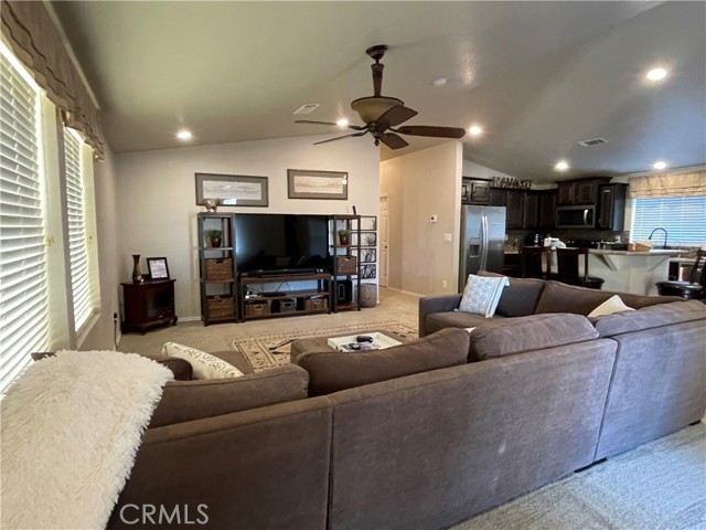 Detail Gallery Image 8 of 37 For 12600 Havasu Lake Rd #57,  Needles,  CA 92363 - 3 Beds | 2 Baths