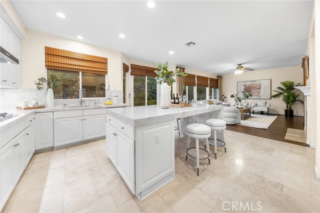 23665 Ridgecrest Court, Diamond Bar CA: https://media.crmls.org/medias/b05b6984-375f-434c-8da6-e2486c572b65.jpg