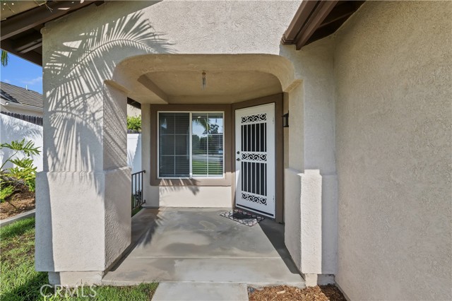 2440 Marigold Way, Corona CA: https://media.crmls.org/medias/b05b761f-5b1a-4660-b26c-132d3e441f8f.jpg