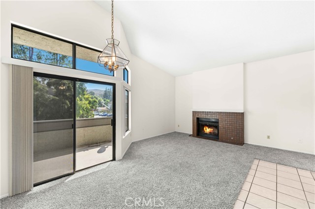 72 Brownfield Lane, Pomona CA: https://media.crmls.org/medias/b05ba0ad-7919-4877-bd22-f261fffd8370.jpg