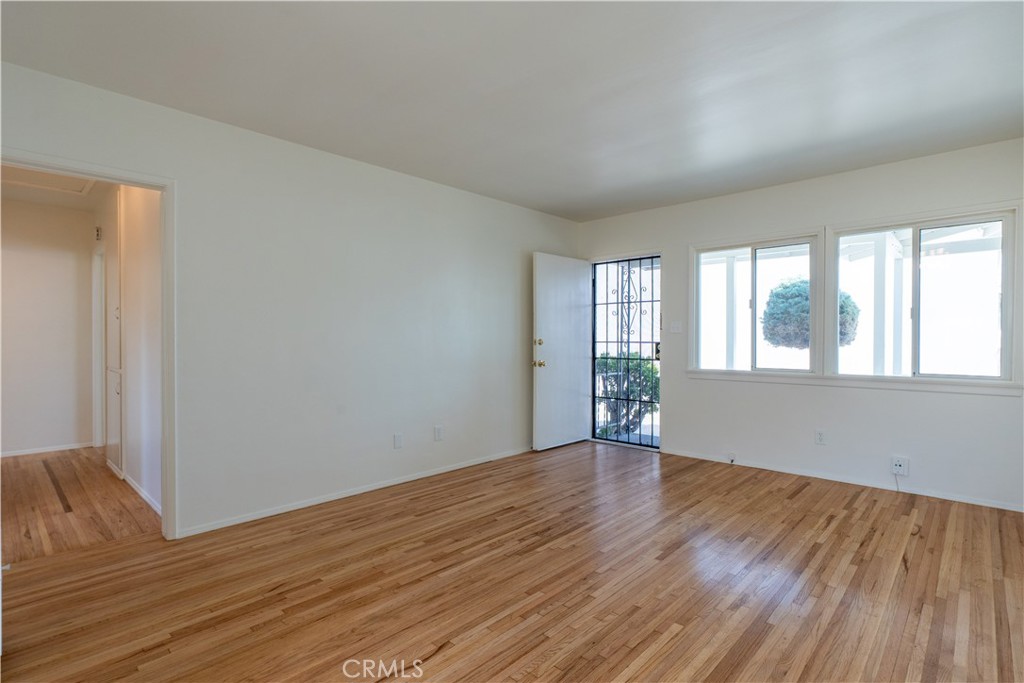 MLS #SB25266409 image #10