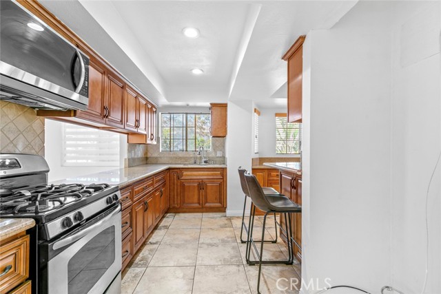 Detail Gallery Image 17 of 54 For Address Is Not Disclosed,  Glendale,  CA 91203 - 3 Beds | 3 Baths