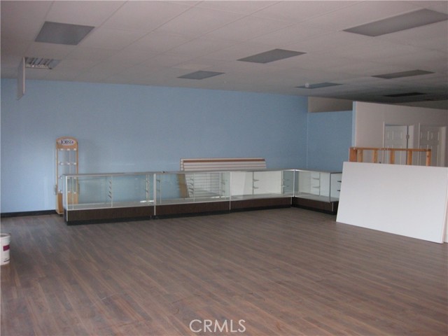 331 E 9th Street, San Bernardino, California 92410, ,Commercial Lease,For Rent,331 E 9th Street,CRWS22246342