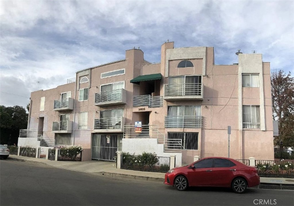 14105 Califa Street #205