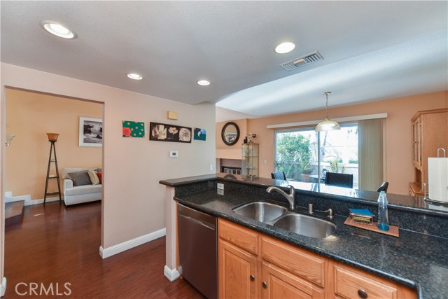145 Stanford Court, Irvine CA: https://media.crmls.org/medias/b05de62b-961f-4b4b-9c55-b9dedf187656.jpg