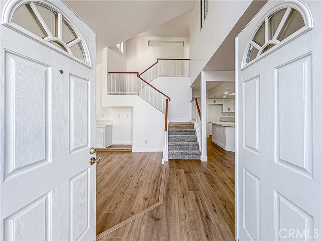 Detail Gallery Image 4 of 34 For 206 Camino Cortina, Camarillo,  CA 93010 - 3 Beds | 3 Baths