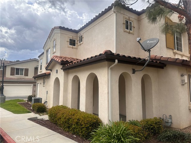 Detail Gallery Image 1 of 26 For 15880 Lasselle St #D,  Moreno Valley,  CA 92551 - 3 Beds | 3/1 Baths