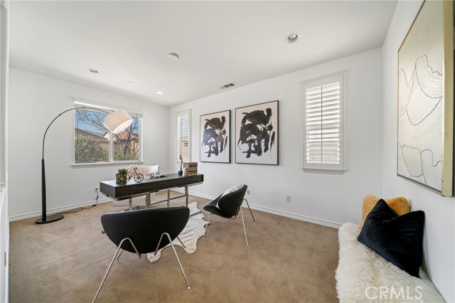 Detail Gallery Image 16 of 50 For 15688 Portenza Dr, Fontana,  CA 92336 - 4 Beds | 4 Baths