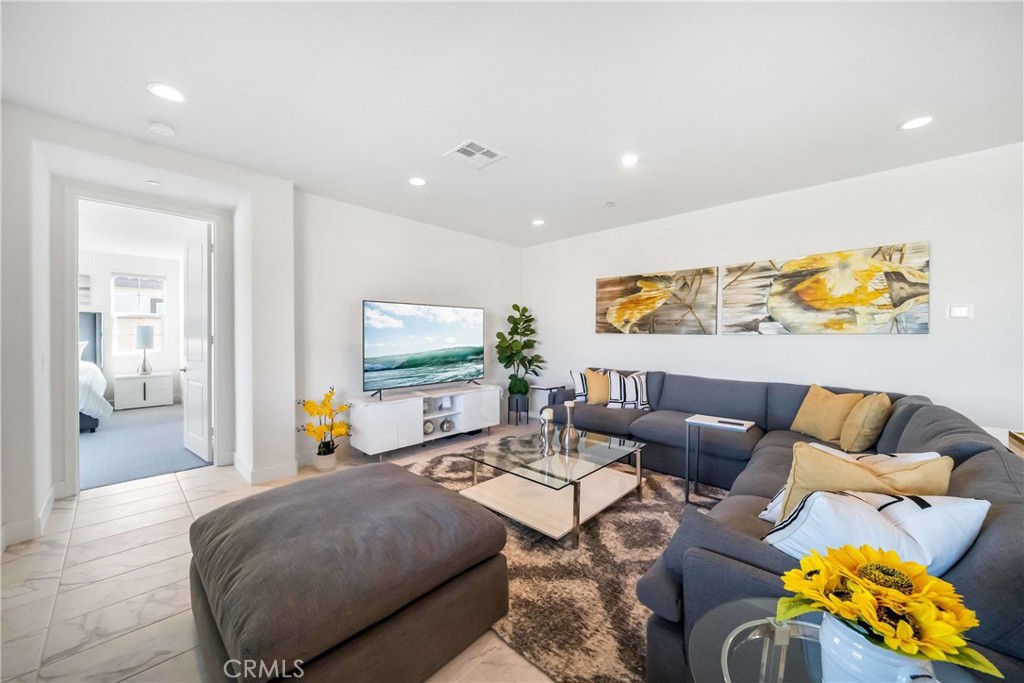 MLS #SR24226368 img 4