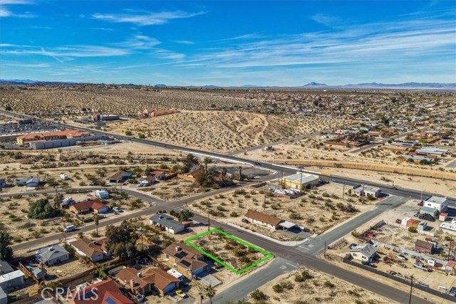 Image 10 of 19 For 71963 Cactus Drive