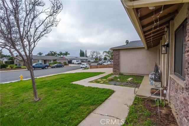 Detail Gallery Image 4 of 35 For 5052 Taft, Chino,  CA 91710 - 4 Beds | 3 Baths