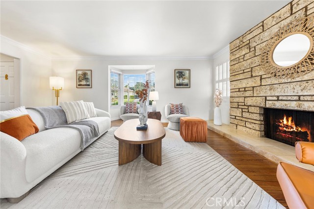 Detail Gallery Image 5 of 33 For 2270 Brentford Rd, San Marino,  CA 91108 - 3 Beds | 2/1 Baths