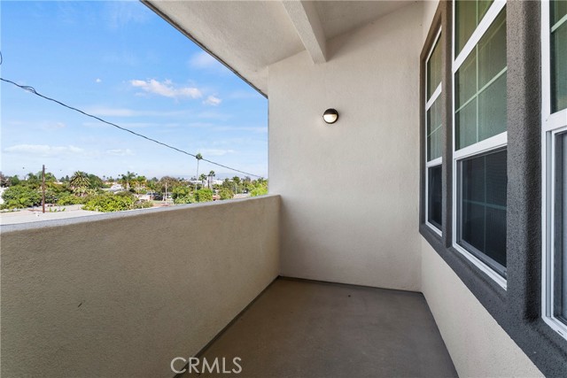 Detail Gallery Image 14 of 19 For 626 Seabright Cir, Costa Mesa,  CA 92627 - 2 Beds | 2/1 Baths