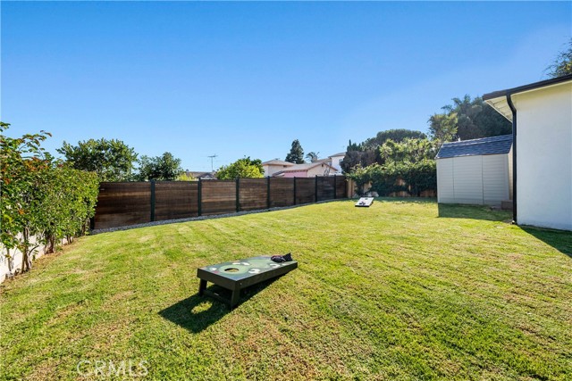 2408 Ives Lane, Redondo Beach, California 90278, 3 Bedrooms Bedrooms, ,Residential,Sold,Ives,SB21202682