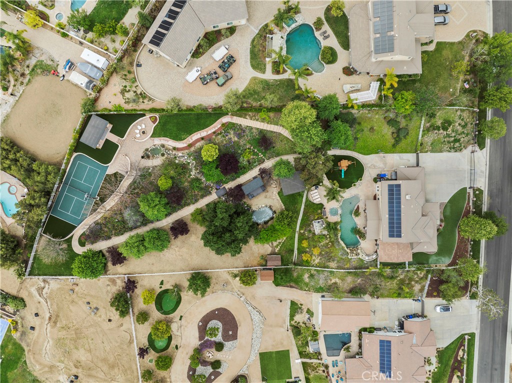 https://media.crmls.org/medias/b062bbfc-8c78-4afb-a5aa-a07f8ea9d185.jpg?preset=X-Large
