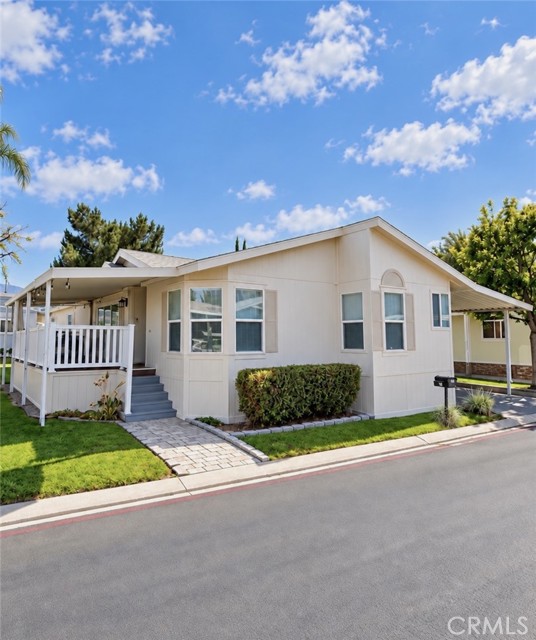 27361 Sierra HWY Unit: 119