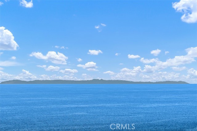 32091 Virginia Way, Laguna Beach CA: https://media.crmls.org/medias/b062cffe-d7dd-4922-b900-29b05a855791.jpg