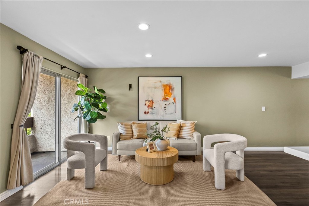 2700 Cahuenga Boulevard E #3104