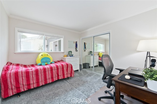 Detail Gallery Image 15 of 21 For 19292 Sierra Perla Rd, Irvine,  CA 92603 - 4 Beds | 2/1 Baths