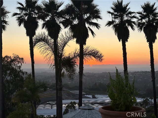 635 Becky Lane, San Marcos CA: https://media.crmls.org/medias/b064f9a9-9f63-4cd5-a9fc-f71d613aa307.jpg