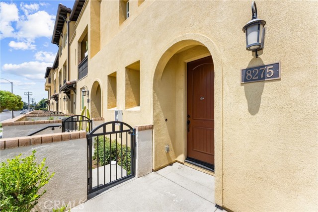 8275 Page Street, Buena Park CA: https://media.crmls.org/medias/b065c198-9814-4de4-b759-dd35acad0b3b.jpg