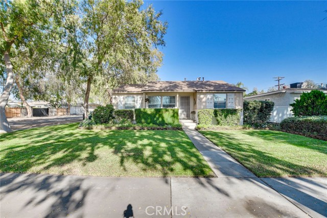 71 W 7th St, Upland, CA 91786