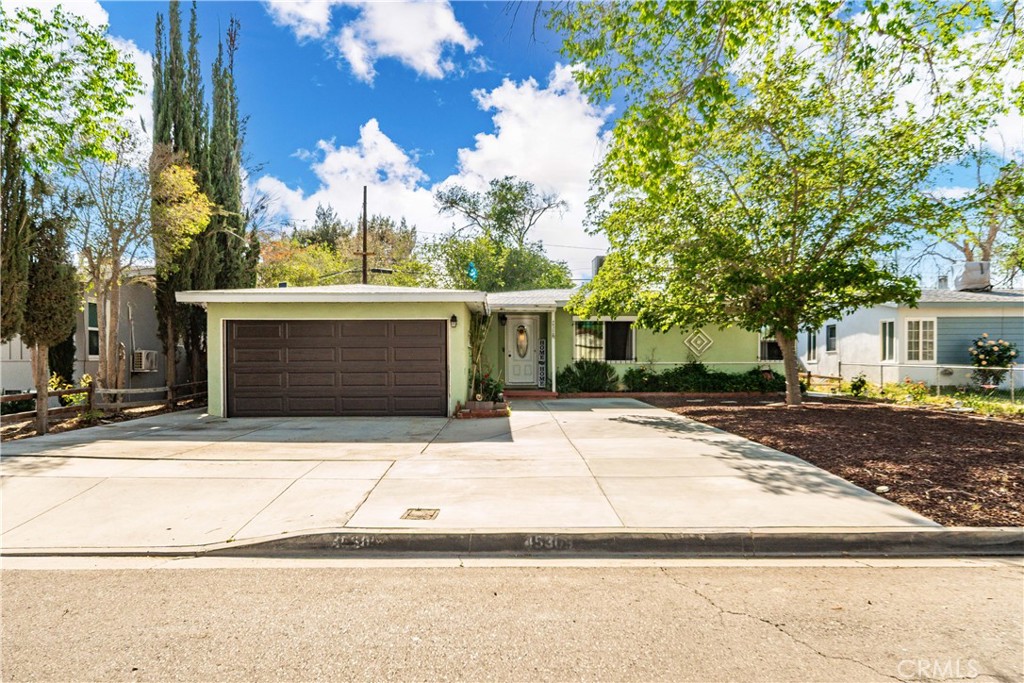 45309 11th Street W