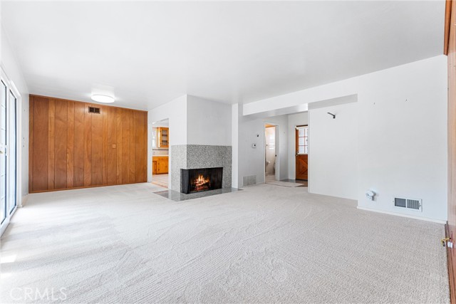 Detail Gallery Image 8 of 39 For 1106 Hollydale Dr, Fullerton,  CA 92831 - 4 Beds | 2 Baths