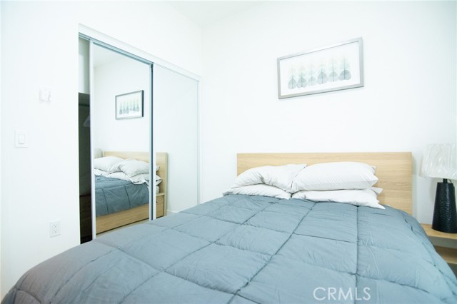 Detail Gallery Image 13 of 53 For 1187 Crenshaw Bld #102,  Los Angeles,  CA 90019 - 2 Beds | 3 Baths