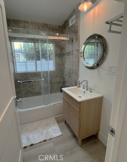 Detail Gallery Image 17 of 32 For 100 Yorktown, Newport Beach,  CA 92660 - 2 Beds | 2 Baths