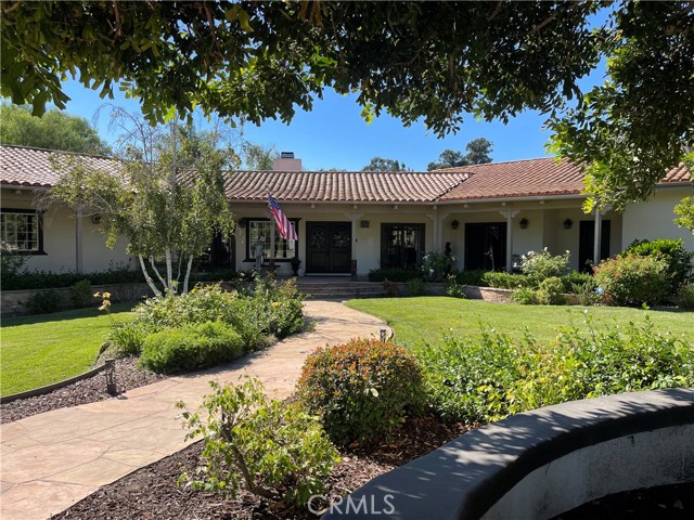 2831 Los Cedros Circle photo 3