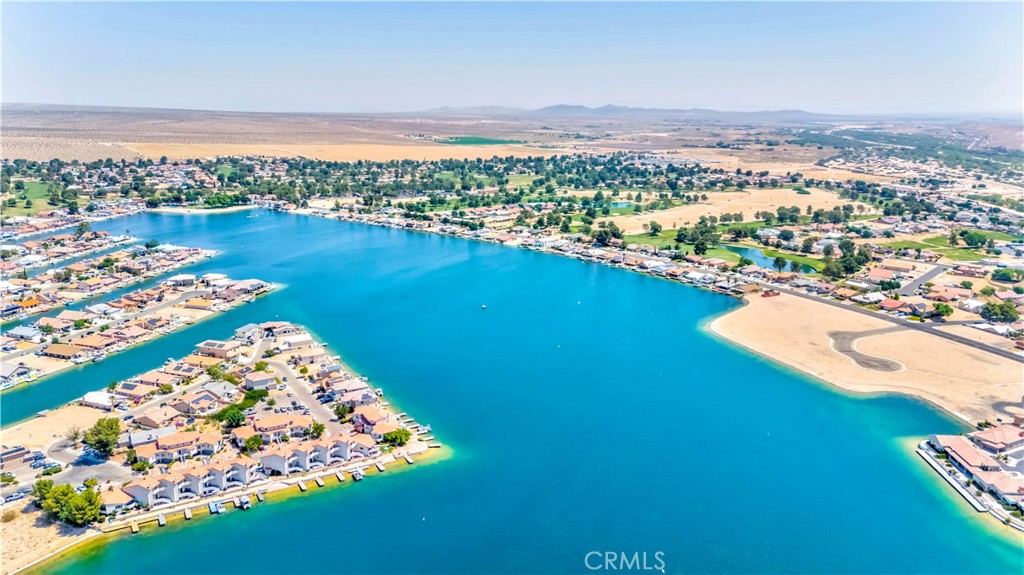 https://media.crmls.org/medias/b06a3b47-8806-4528-8603-6d59d552870f.jpg?preset=X-Large